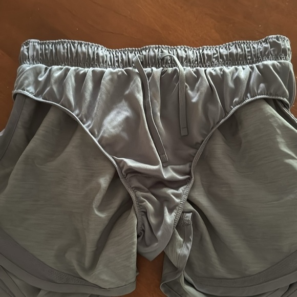 Nike Sports Shorts Women purple / grey - Picture 4 of 5